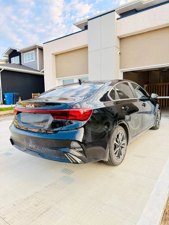 2022 Kia Forte - Image 7 of 15