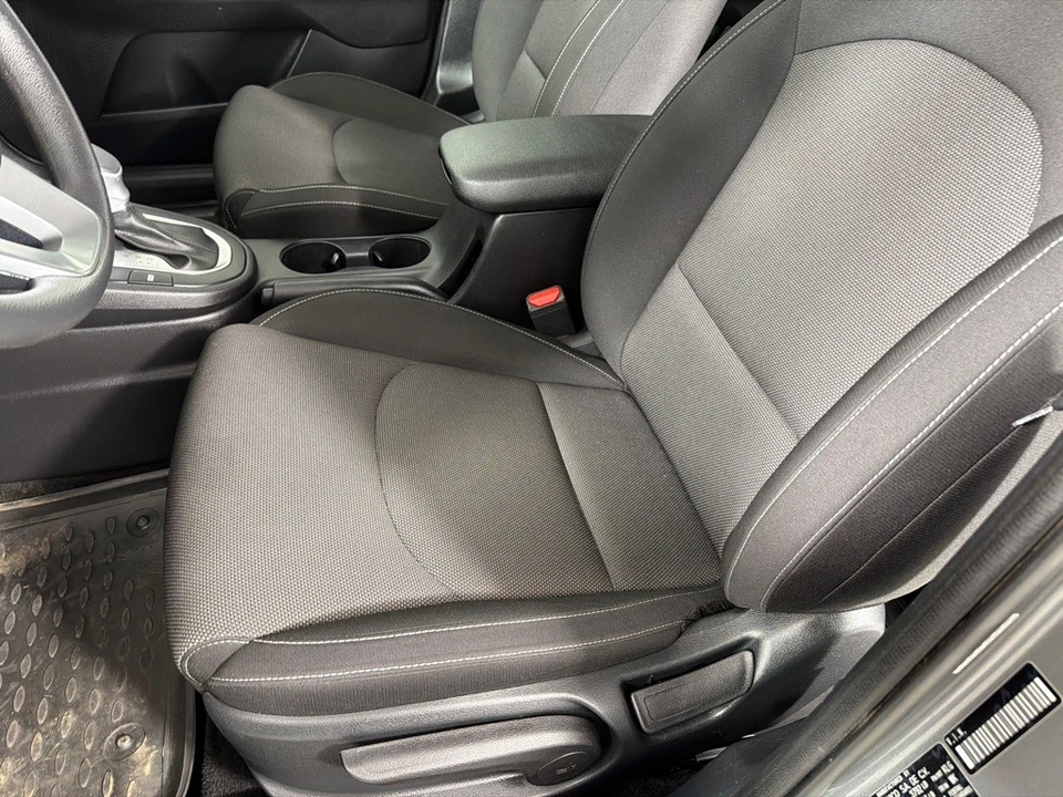 2022 Kia Forte - Image 12 of 12