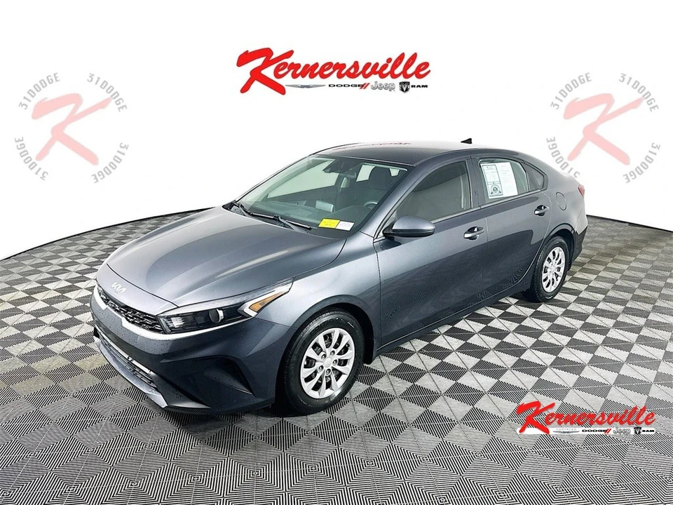 2022 Kia Forte - Image 3 of 21