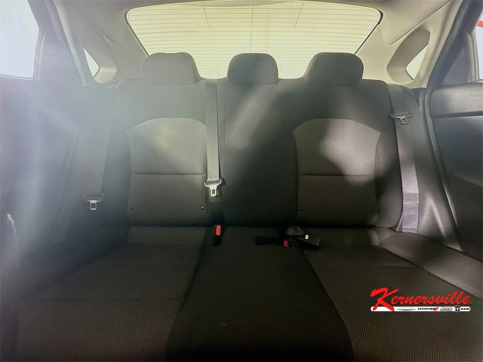 2022 Kia Forte - Image 13 of 21