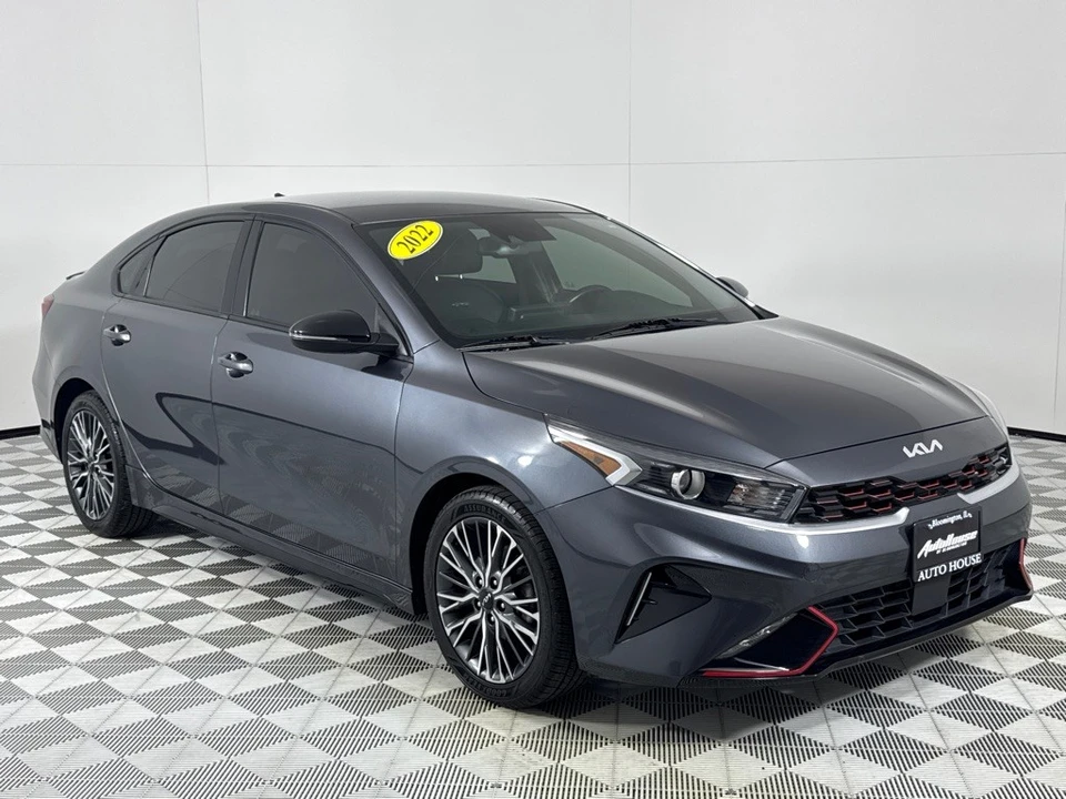 2022 Kia Forte - Image 3 of 12