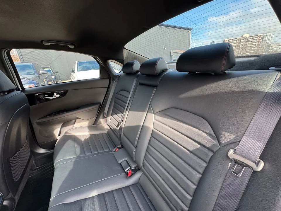 2022 Kia Forte - Image 18 of 18