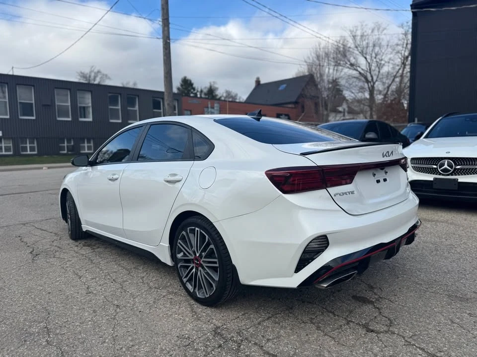 2022 Kia Forte - Image 3 of 18