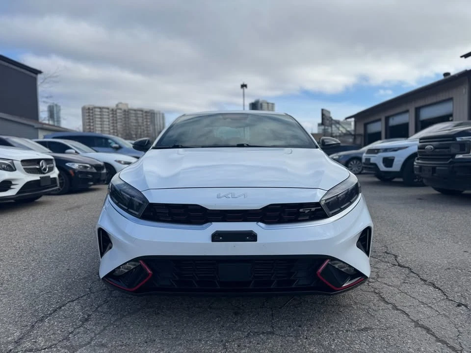 2022 Kia Forte - Image 8 of 18