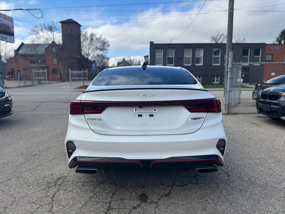 2022 Kia Forte - Image 4 of 18