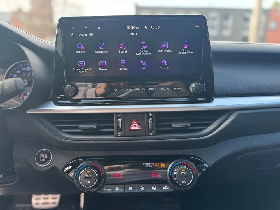 2022 Kia Forte - Image 16 of 18