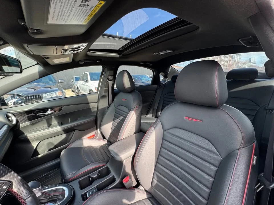 2022 Kia Forte - Image 17 of 18