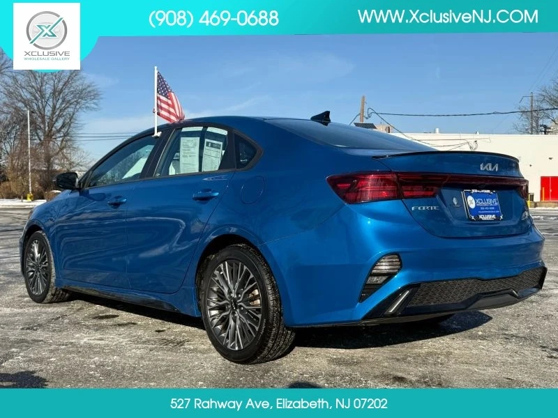 2022 Kia Forte - Image 2 of 12