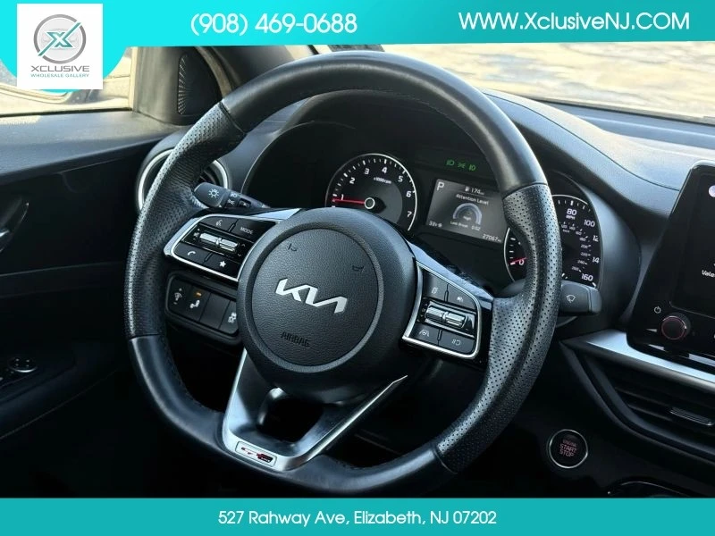 2022 Kia Forte - Image 10 of 12