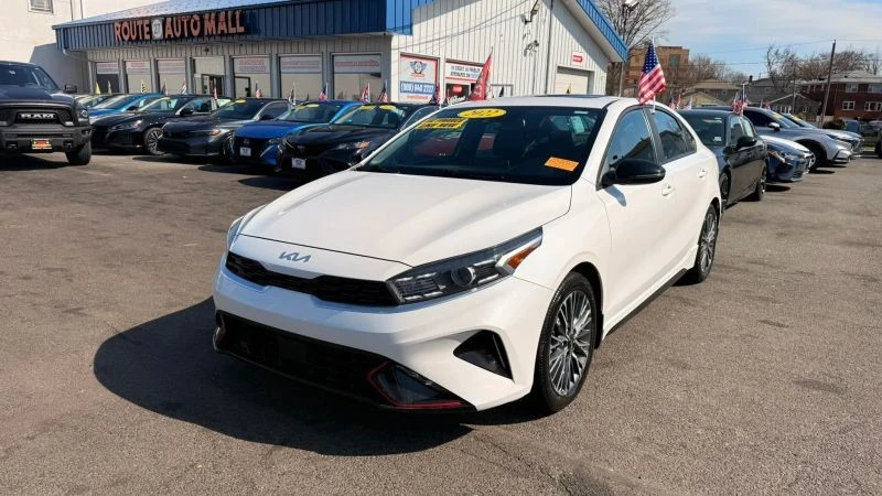 2022 Kia Forte - Image 4 of 12