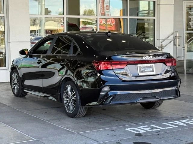 2022 Kia Forte - Image 9 of 12
