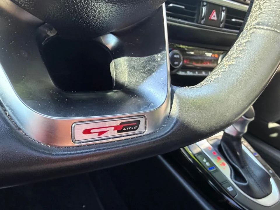 2022 Kia Forte - Image 14 of 21