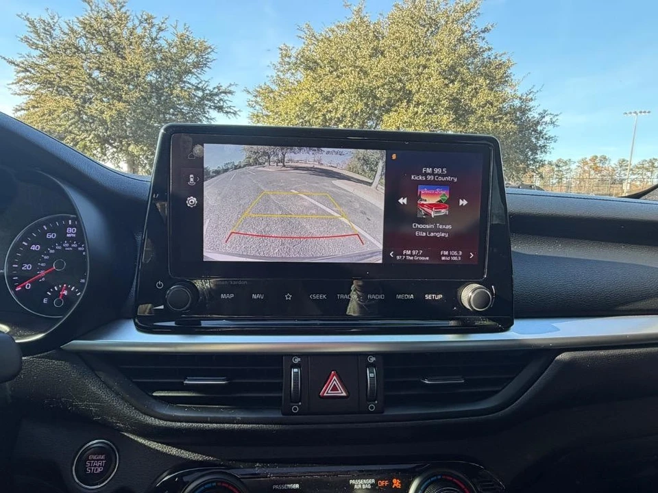 2022 Kia Forte - Image 17 of 21