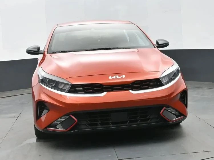2022 Kia Forte - Image 3 of 12