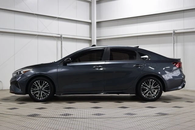 2022 Kia Forte - Image 4 of 12