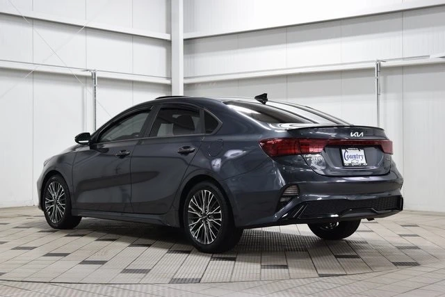2022 Kia Forte - Image 6 of 12
