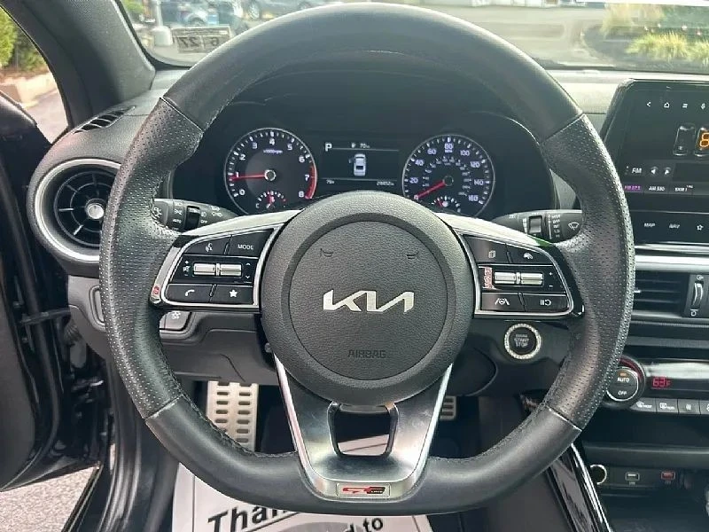 2022 Kia Forte - Image 7 of 12