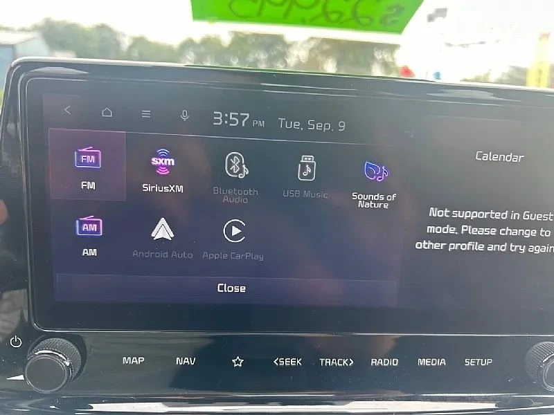 2022 Kia Forte - Image 9 of 12