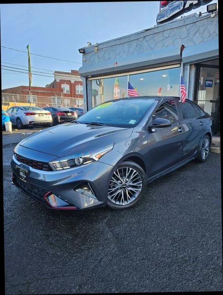2022 Kia Forte - Image 4 of 12