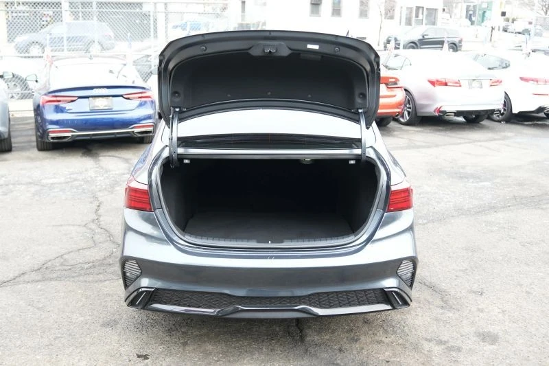 2022 Kia Forte - Image 7 of 12