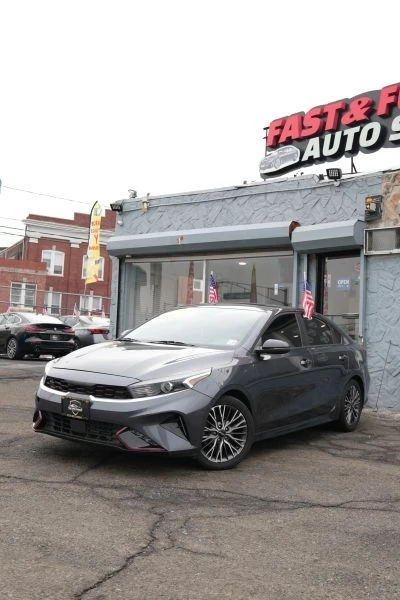2022 Kia Forte - Image 5 of 12
