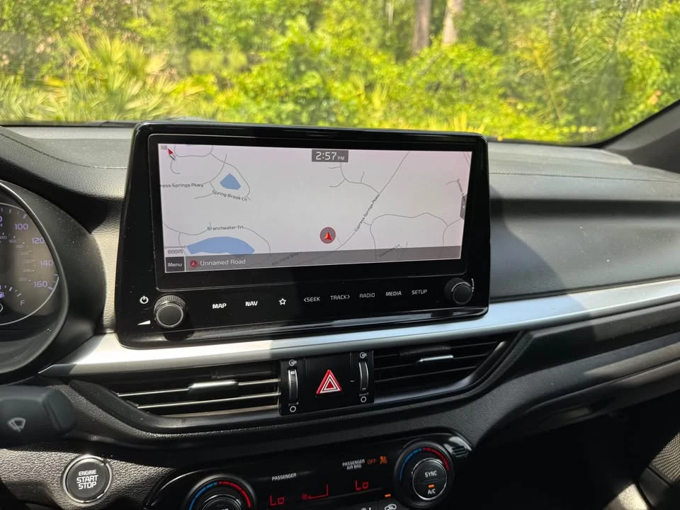 2022 Kia Forte - Image 12 of 15