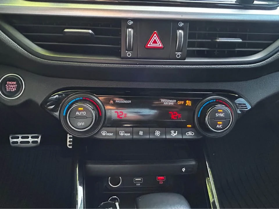 2022 Kia Forte - Image 12 of 16