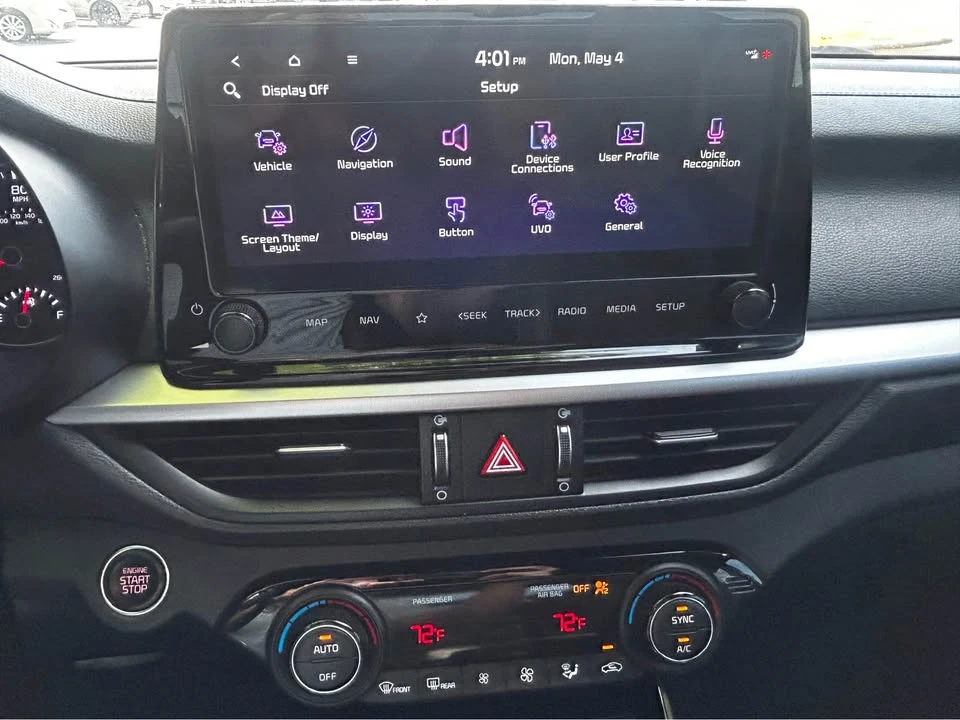 2022 Kia Forte - Image 11 of 16