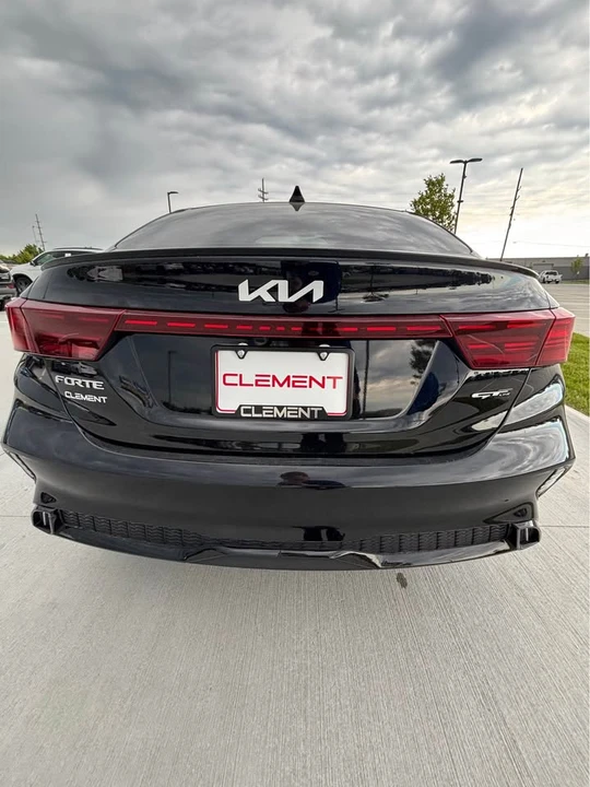 2022 Kia Forte - Image 5 of 13