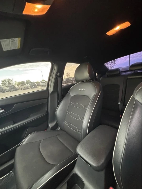 2022 Kia Forte - Image 10 of 13