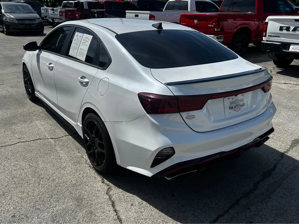 2022 Kia Forte - Image 2 of 16