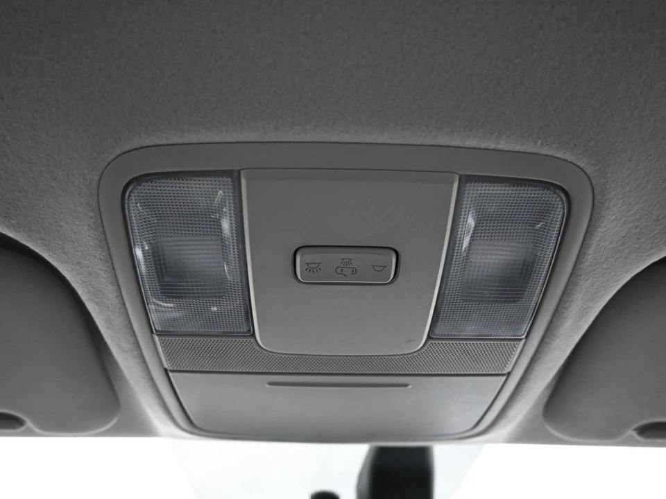2022 Kia Forte - Image 17 of 21