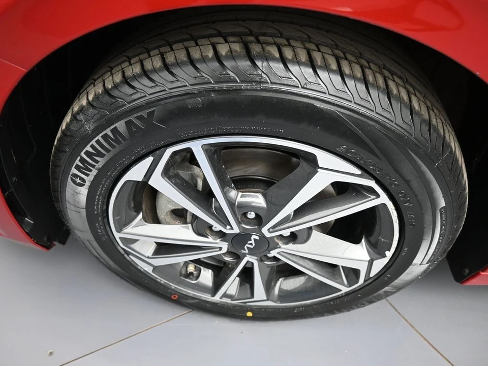 2022 Kia Forte - Image 14 of 21