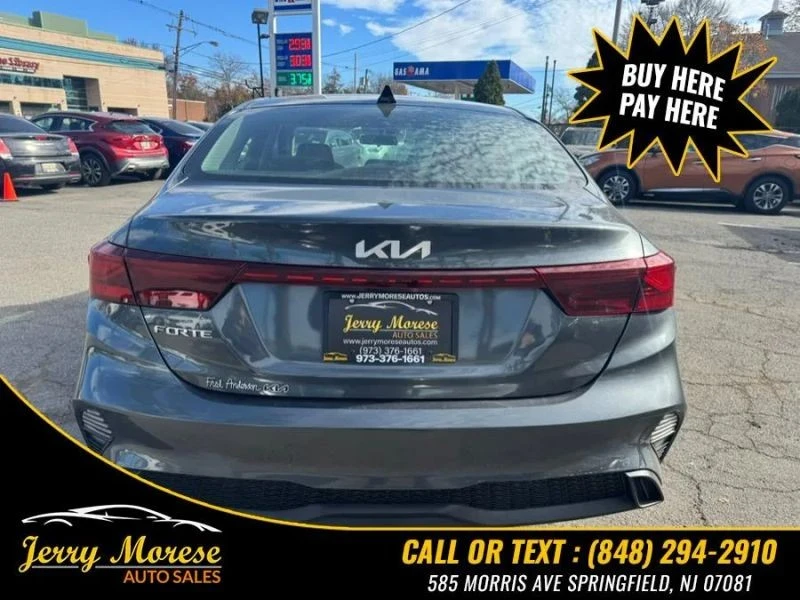 2022 Kia Forte - Image 4 of 12