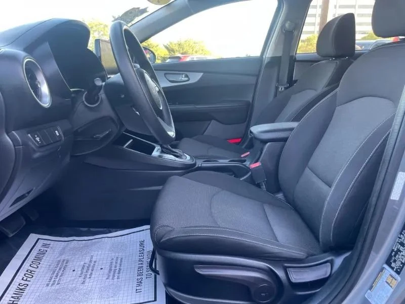 2022 Kia Forte - Image 12 of 12