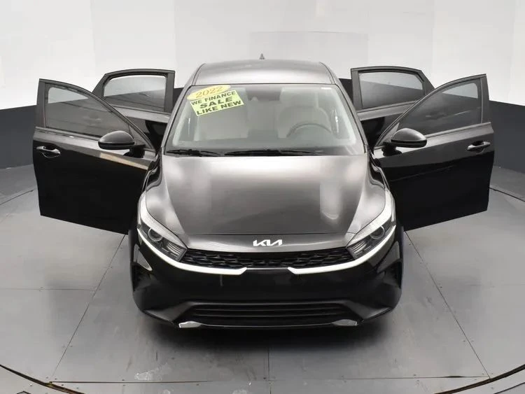 2022 Kia Forte - Image 10 of 12