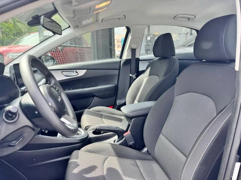 2022 Kia Forte - Image 8 of 9