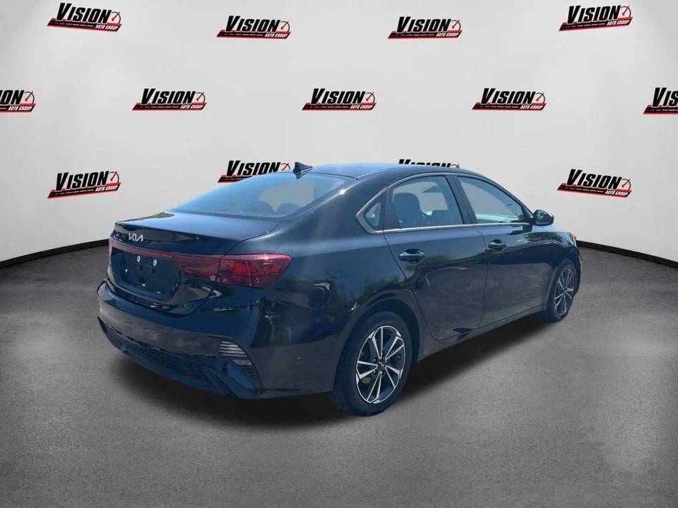 2022 Kia Forte - Image 5 of 12