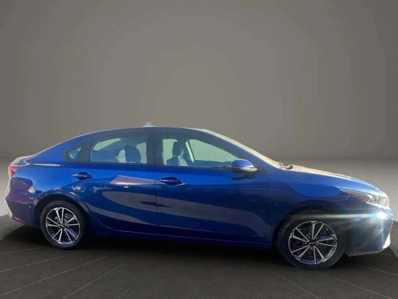 2022 Kia Forte - Image 4 of 12