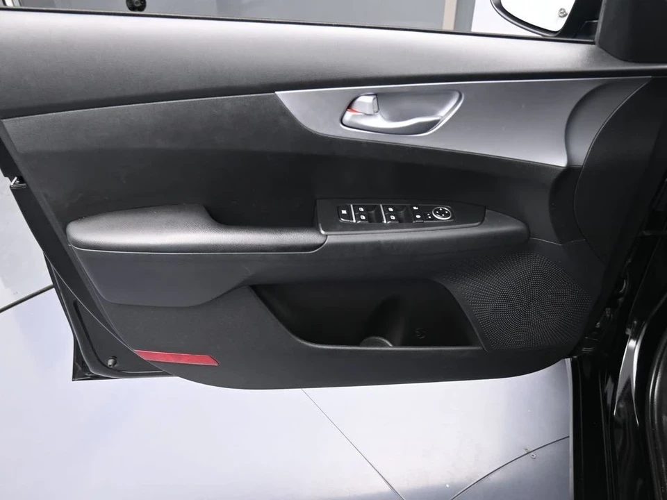 2022 Kia Forte - Image 12 of 12
