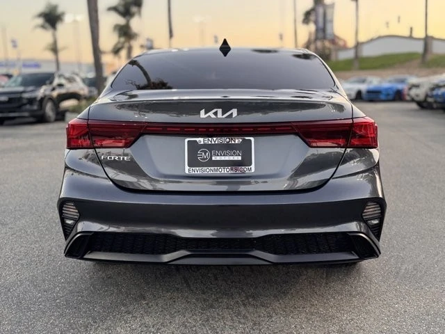 2022 Kia Forte - Image 11 of 12