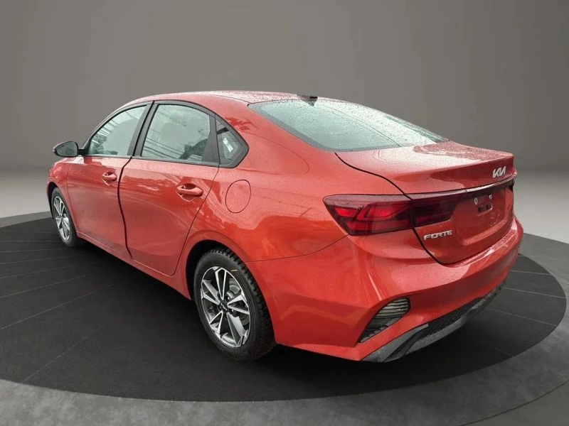 2022 Kia Forte - Image 7 of 12