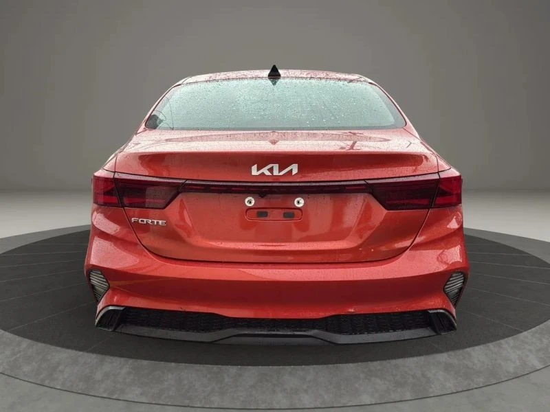 2022 Kia Forte - Image 6 of 12