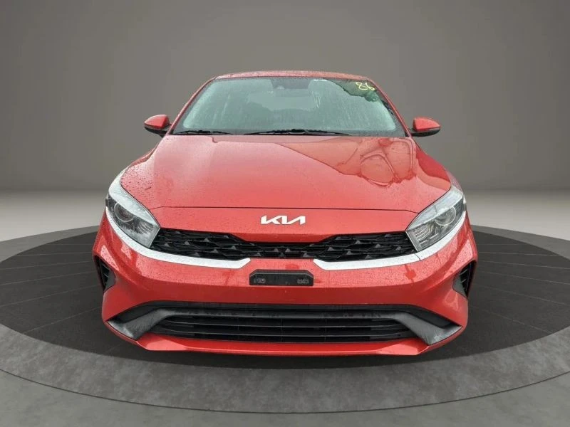 2022 Kia Forte - Image 2 of 12