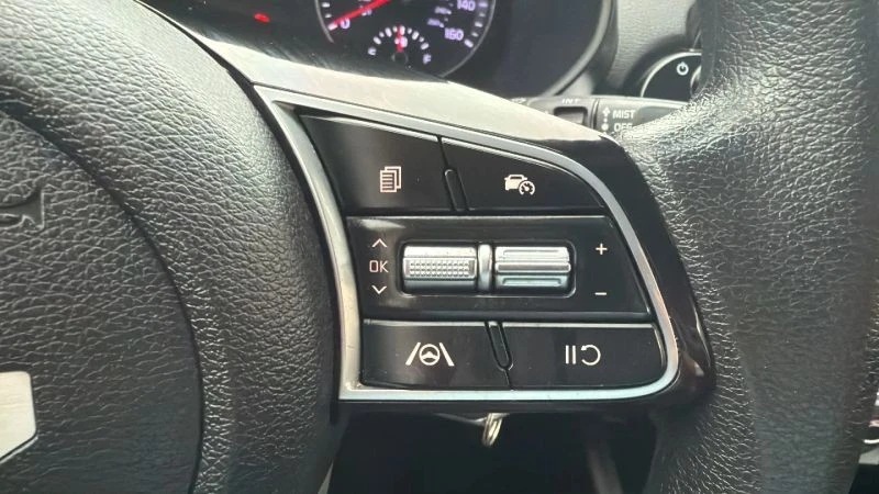 2022 Kia Forte - Image 11 of 12