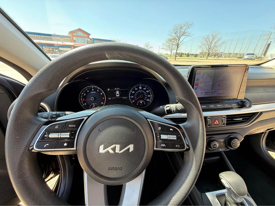 2022 Kia Forte - Image 7 of 11