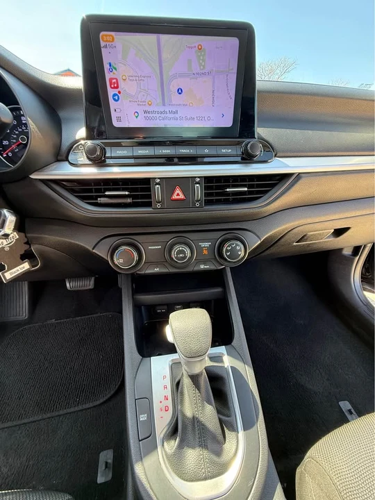 2022 Kia Forte - Image 8 of 11