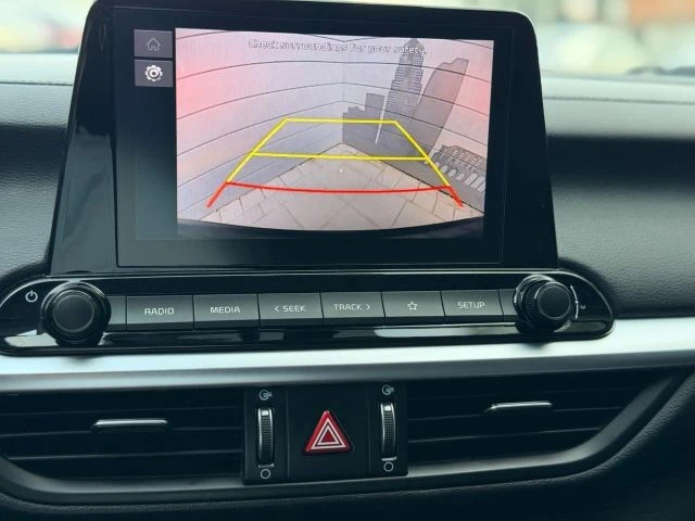 2022 Kia Forte - Image 17 of 20