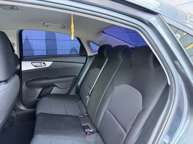 2022 Kia Forte - Image 12 of 20