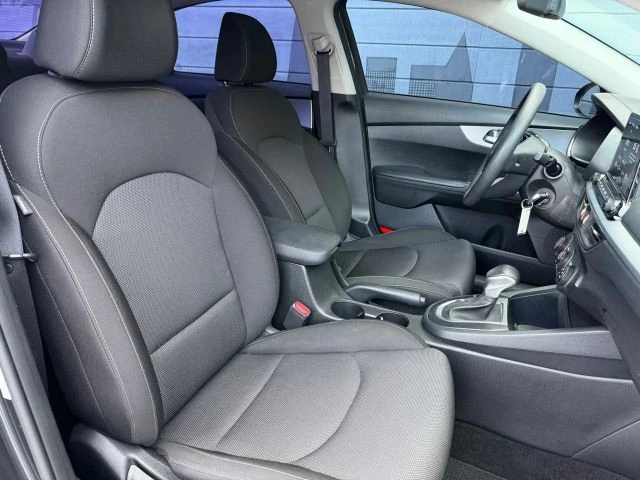 2022 Kia Forte - Image 14 of 20
